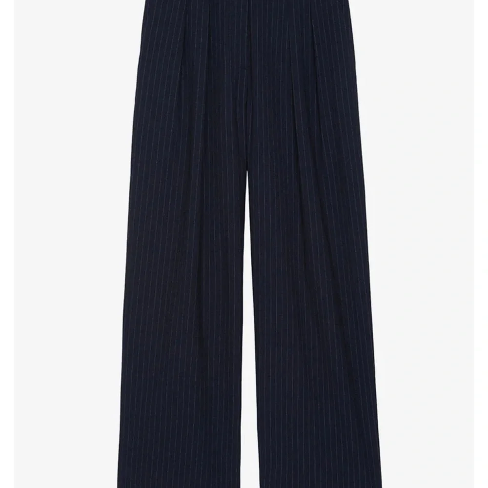 Tansley Pleated Trousers - Navy Pinstripe - Picture 6 of 8